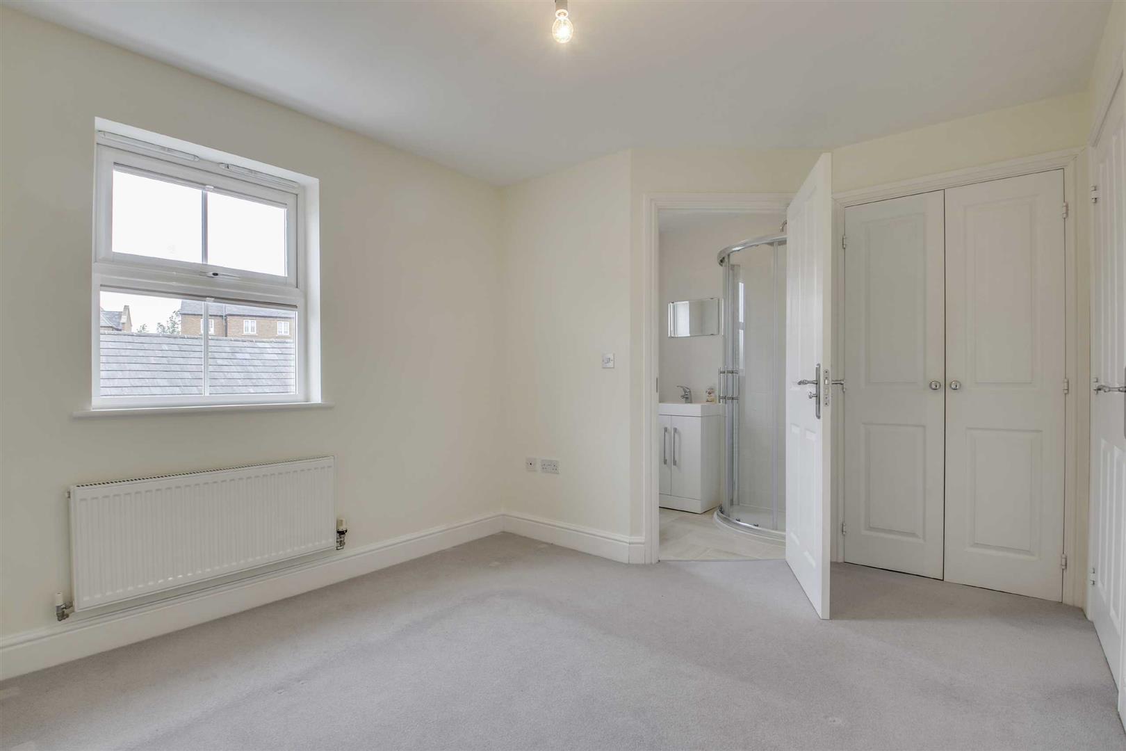 Harlow Crescent, Oxley Park, Milton Keynes